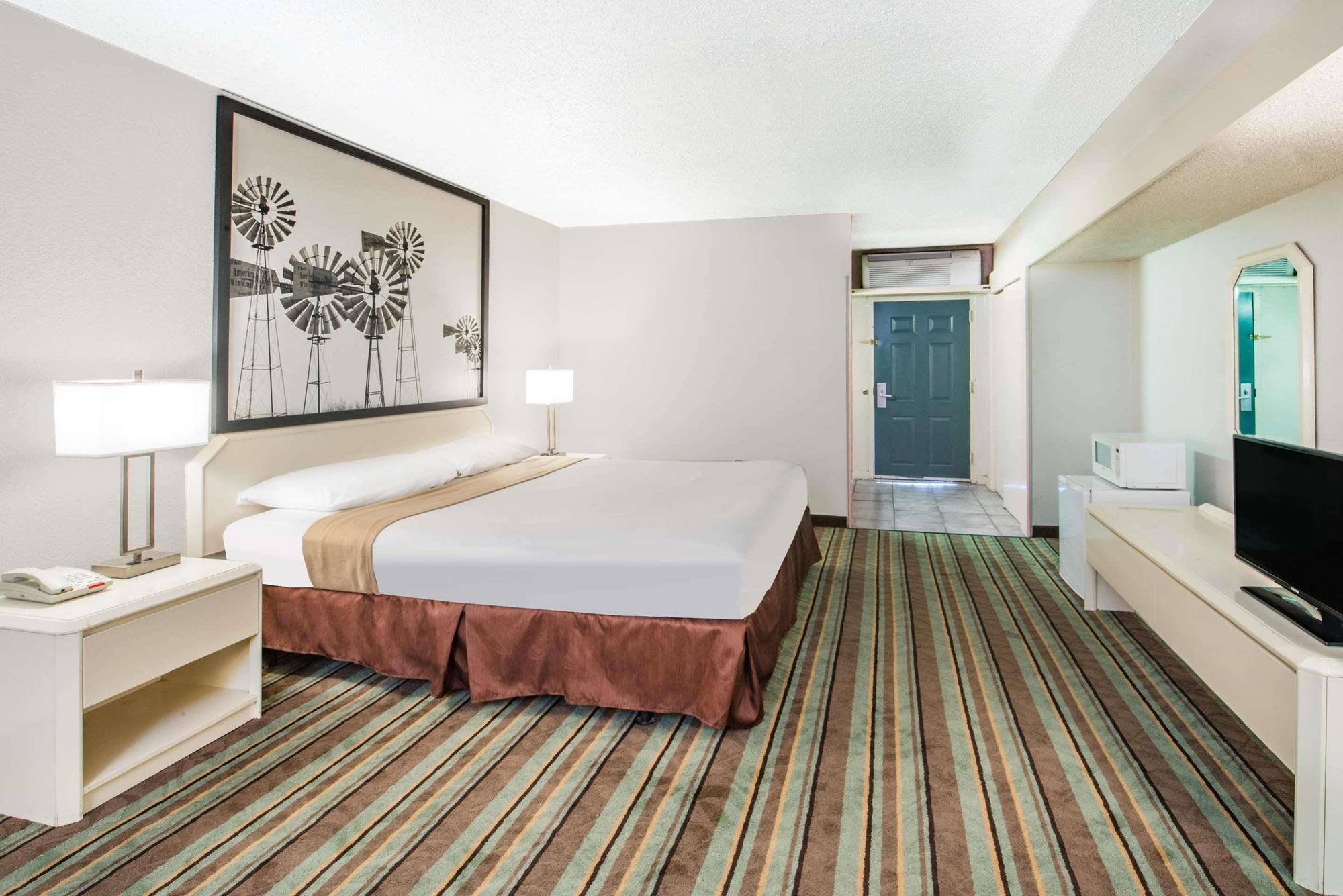 Super 8 By Wyndham Ozona Hotell Eksteriør bilde